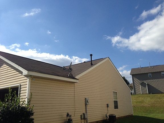 3rd image of 1612 Clooney Ln