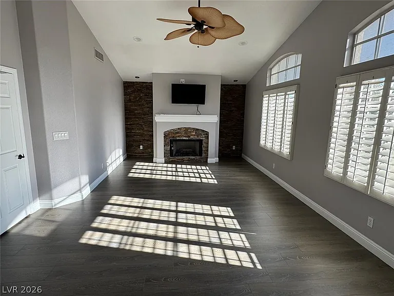 8218 Mount Nido Dr — Photo 35