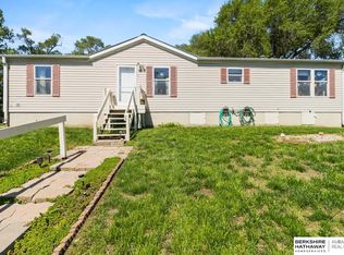 606 S 1st St, Plattsmouth, NE 68048