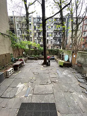 Rented by REAL New York | media 32