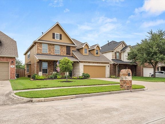 3rd image of 4910 E Meadow Dr