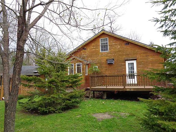 3rd image of 13884 Ford Dr