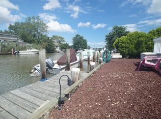 806 Harbor Rd, Forked River, NJ 08731