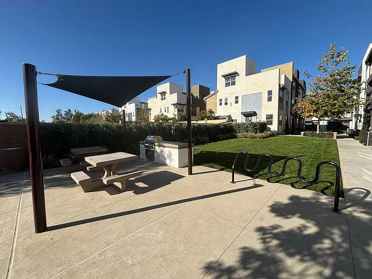 7819 Paxton Pl — Photo 66
