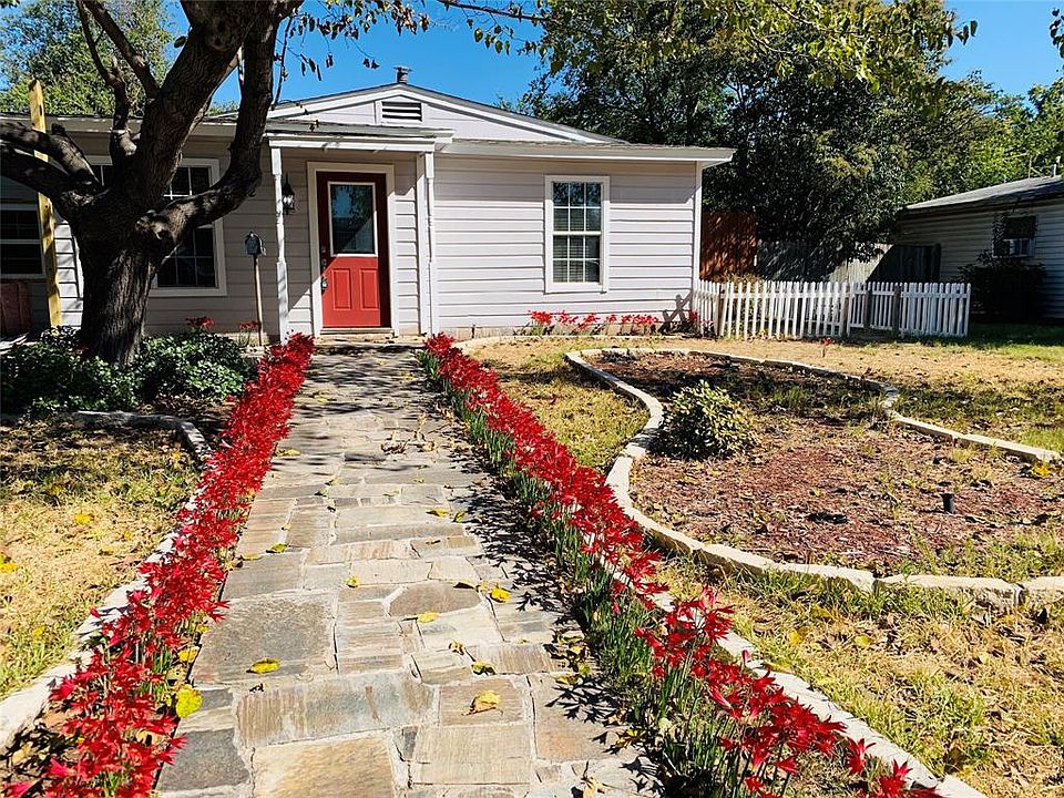 1st image of 2822 Dogwood Park Dr