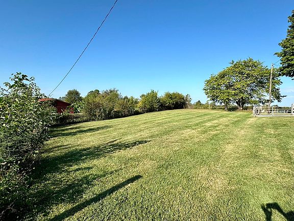 5th image of 158 Hill N Dale Dr