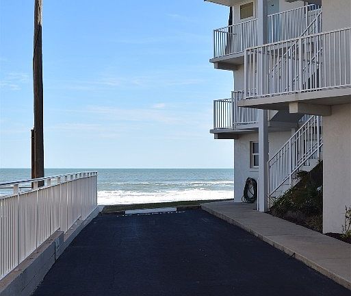 4th image of 4831 Saxon Dr #2370