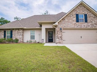 1966 Fearn Ct, Biloxi, MS 39532