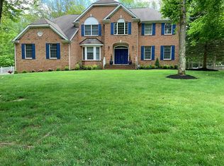 4 Nottingham Way, Randolph, NJ 07869