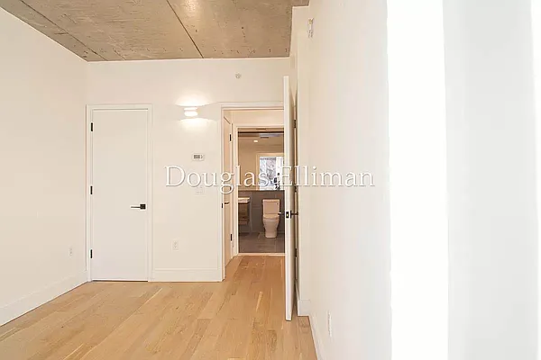 Rented by Douglas Elliman | media 38