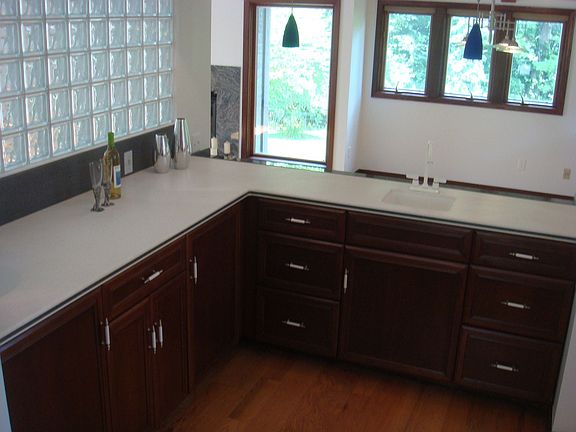 Butlers Pantry / Wet Bar