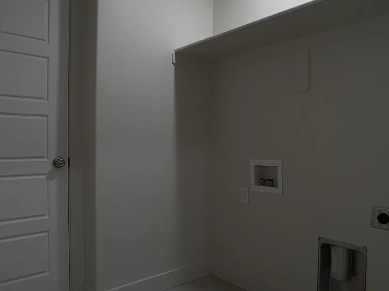 3942 S 3450 W — Photo 16