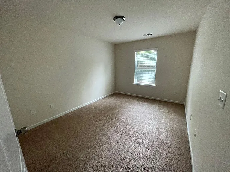 7211 Agnew Dr — Photo 31