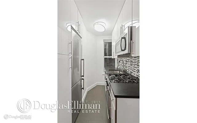 Rented by Douglas Elliman | media 5