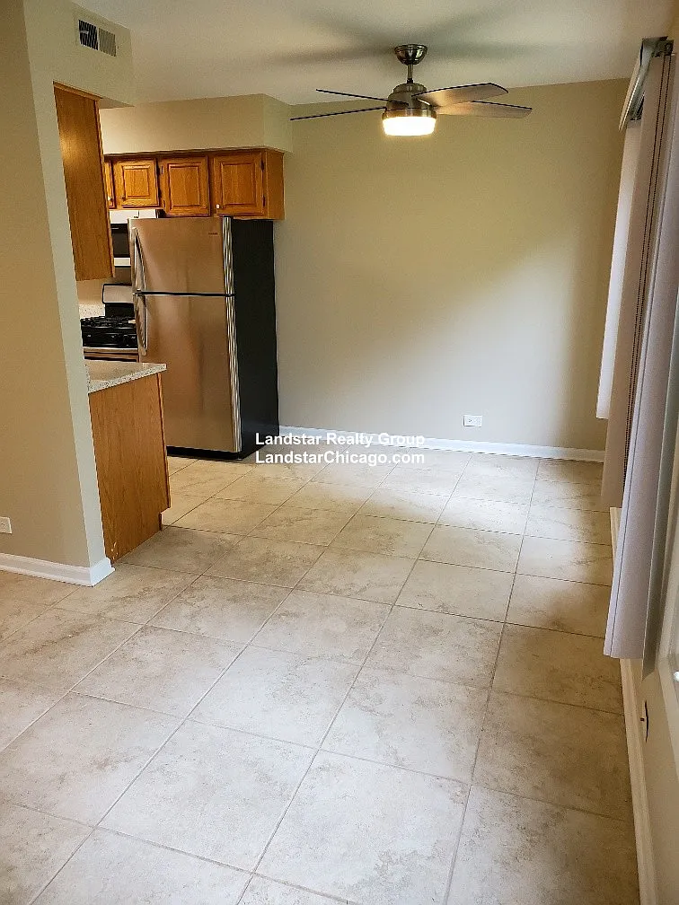 2 bed, $1,895 — Photo 4