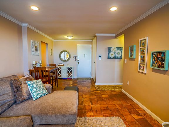 4th image of 21 Fairview Ave APT 216