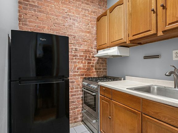 4th image of 552 W 150th St #4