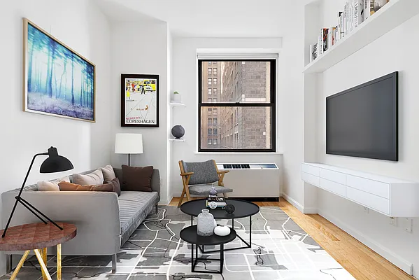 Sold by Compass | media 1