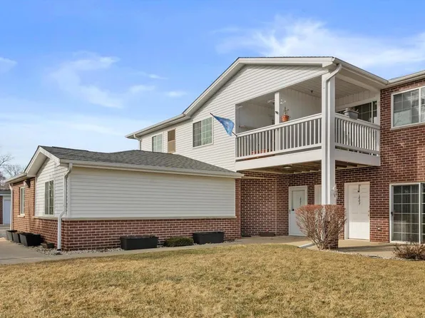 2775 11th PLACE #807, Kenosha, WI 53140