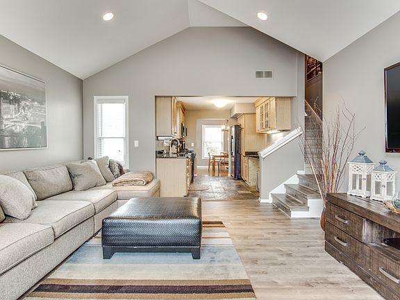 3rd image of 4191 Ellwood Ave