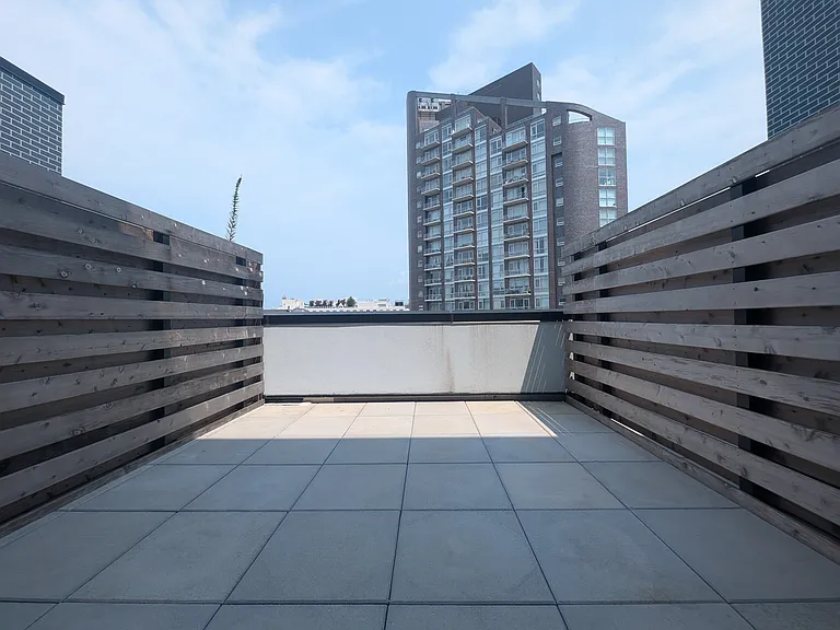 11-24 31st Dr #7F — Photo 11
