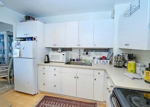 5th image of 67 Richmond St #507