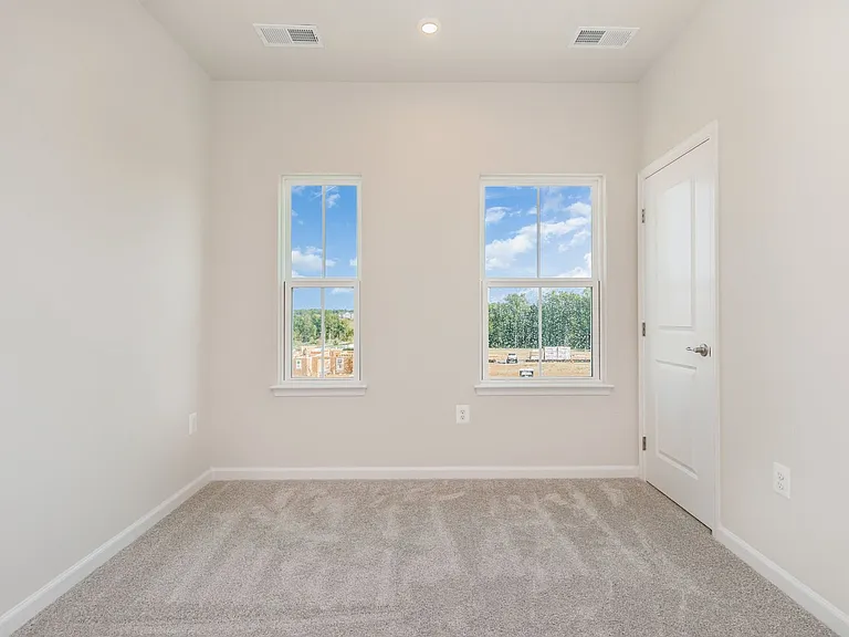 4936 Dunhaven Dr — Photo 14
