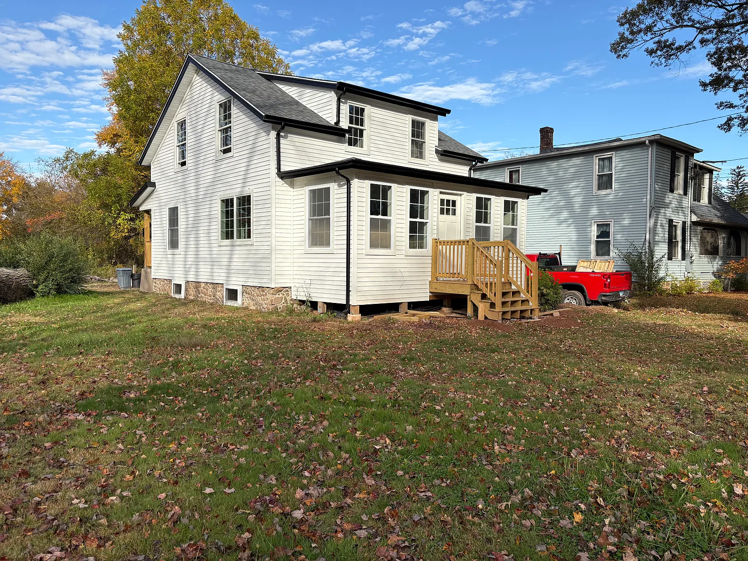 4 bed, 1400 sqft, $3,495 — Photo 2