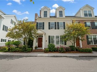 29 Evarts Ln #29, Madison, CT 06443
