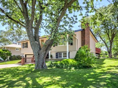 1817 Hartmann Dr, Schaumburg, IL, 60193
