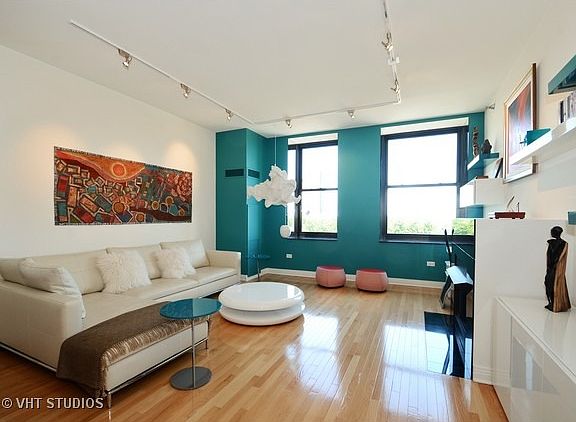 2nd image of 6 N Michigan Ave Unit 601