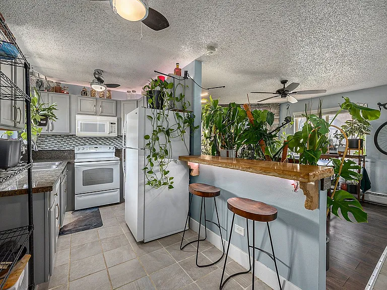 2700 S Holly St #205 — Photo 5