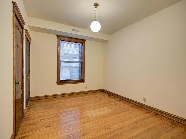845 W Sheridan Rd #3 — Photo 9