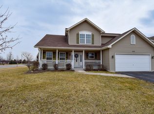 1008 Mazalin Dr, Shorewood, IL 60404