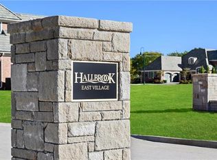 11508 Cambridge Rd, Leawood, KS 66211