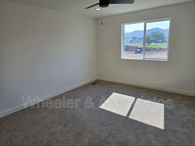 188 N 300 E #1 — Photo 17