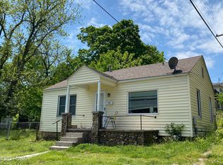 500 Hamilton St, Neosho, MO 64850