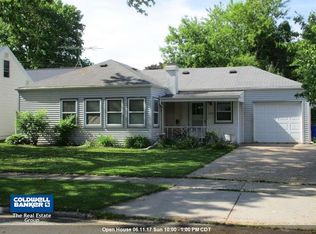 808 E Harrison St, Appleton, WI 54915