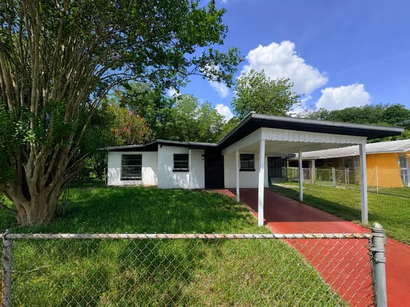 3781 Ribault Scenic Dr, Jacksonville, FL 32208