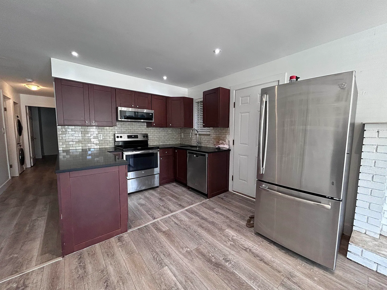 2 bed, 790 sqft, $2,250 — Photo 4
