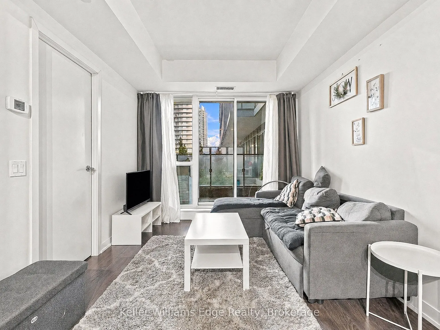 1 bed, $2,300 — Photo 4