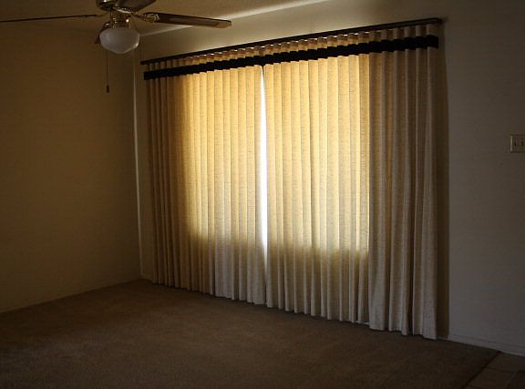 3rd image of 1618 Catalina Dr