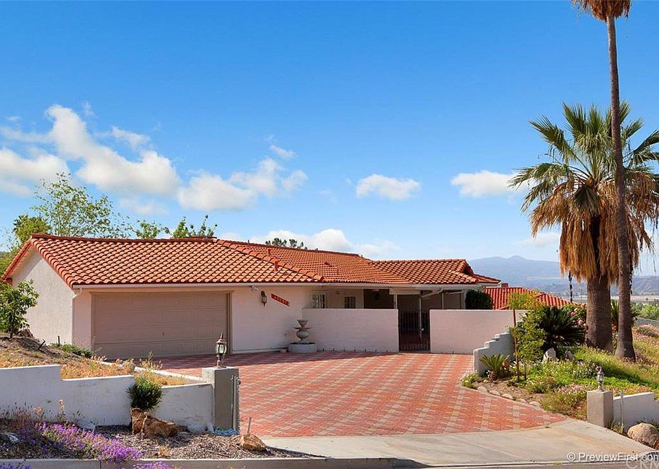 1st image of 42051 San Jose Dr