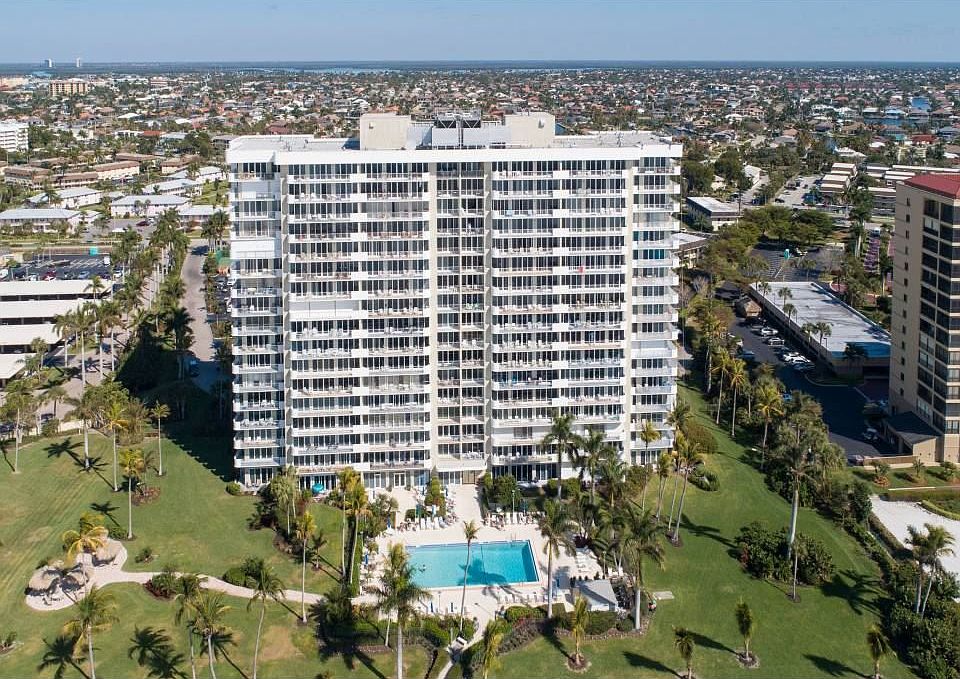 1st image of 140 Seaview Ct APT 1106N