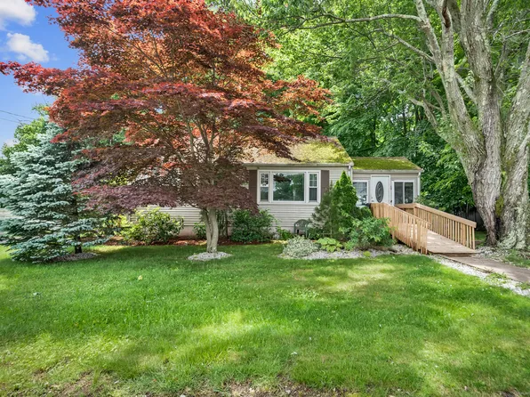 54 Surrey Lane, Southington, CT 06489