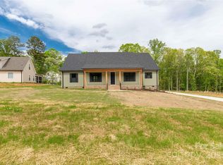 2212 University Dr, Lancaster, SC 29720