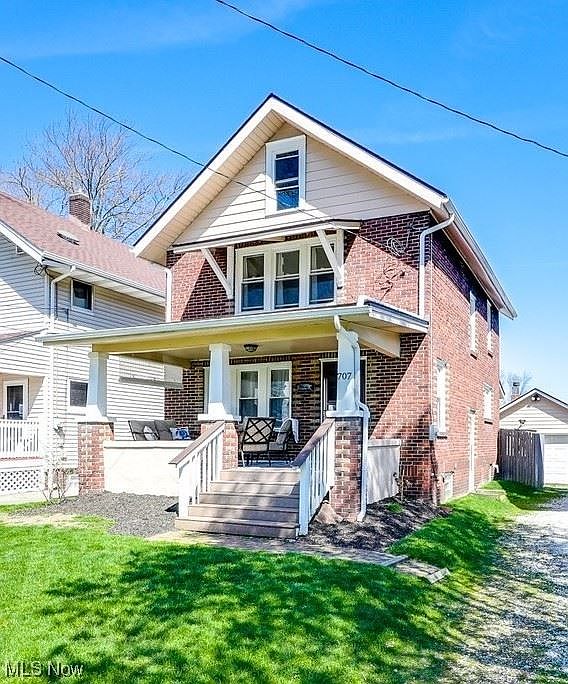 1st image of 707 Notre Dame Ave