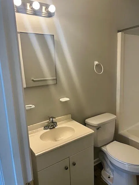 1 bed, 600 sqft, $775 — Photo 2