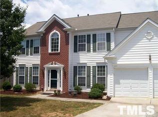 2005 Aston Woods Ct, Apex, NC 27523