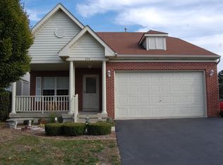 200 Fairwind Dr, Montgomery, IL 60538